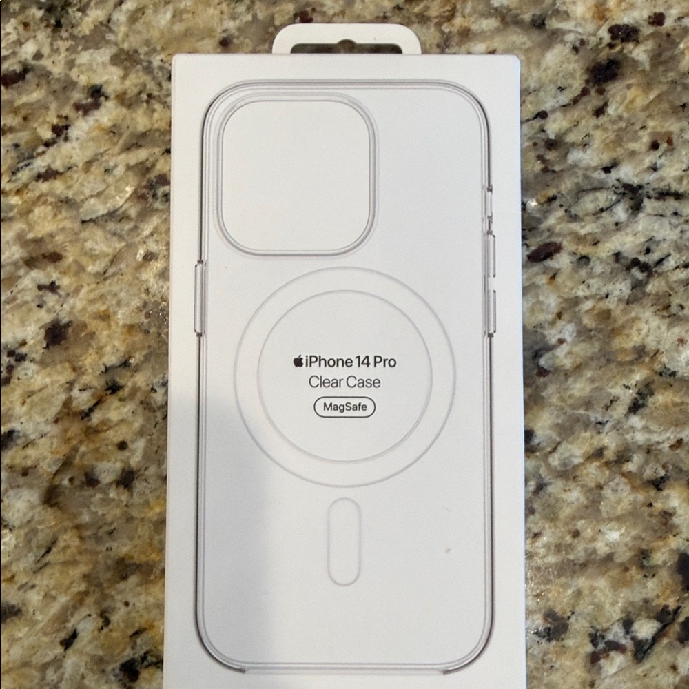 Apple Clear MagSafe Case for iPhone 14 Pro - Transparent
